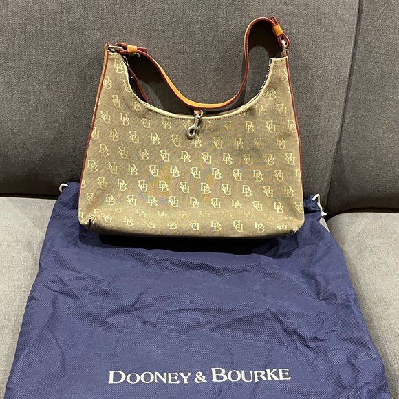 A vintage Dooney&Bourke monograph Canvas hobo - Picture 1 of 8